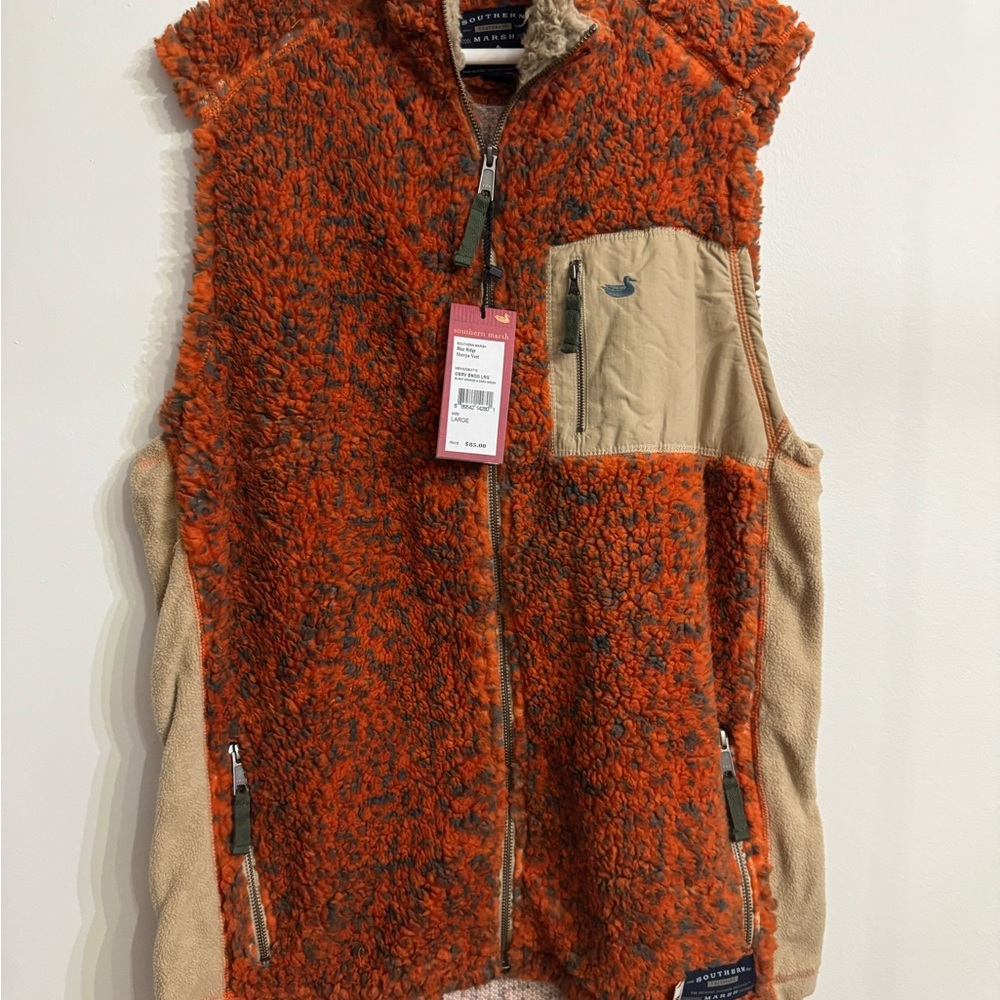 Southern Marsh Men’s Orange and Tan Sherpa Vest NWT